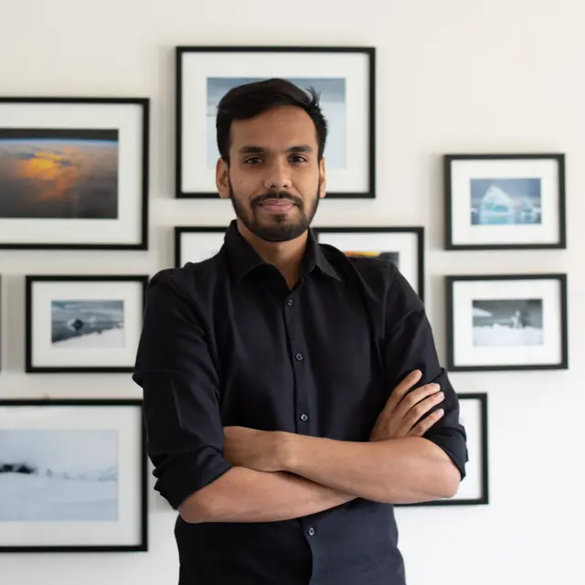 /careers/ebrahim.webp